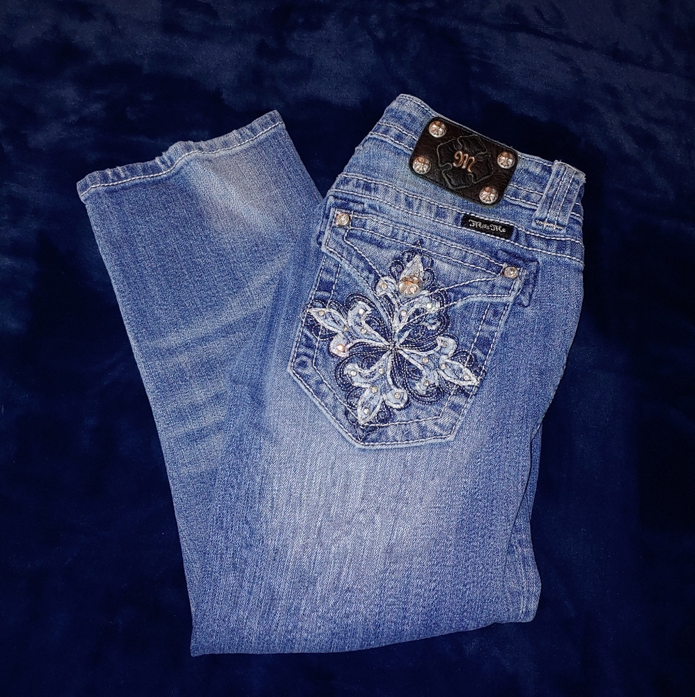 **SOLD**        Miss Me capris